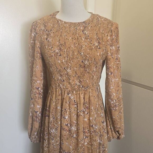 Lorraine Beige Chiffon w/ Mini Floral Prt. Gold Threads, Bohemian Dress, NWT, 12 - Picture 2 of 11
